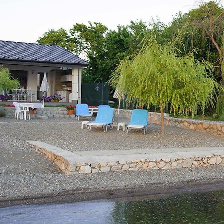 湖畔沙滩度假屋 奥赫里德 外观 照片